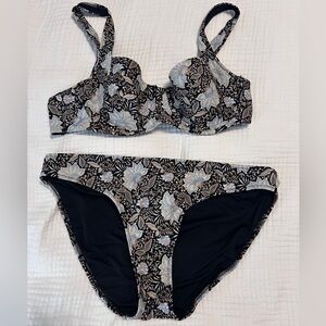 Old Navy XL Floral Bikini Set